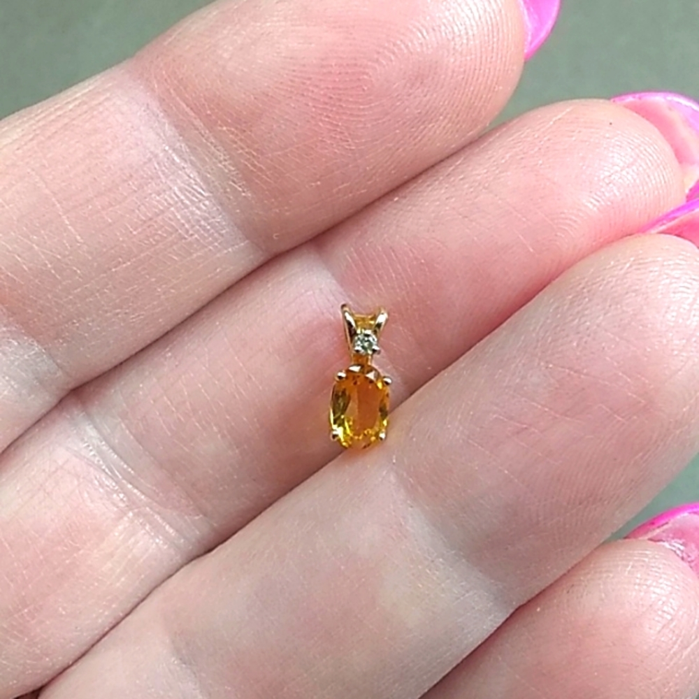 Mini 14KT Gold Oval Citrine & Diamond Vntg Charm / Pendant Clyde Duneier